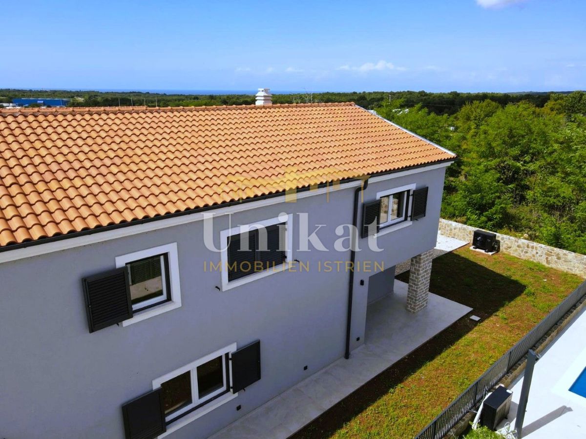 Nuova costruzione: casa con 3 camere da letto e piscina - vista mare